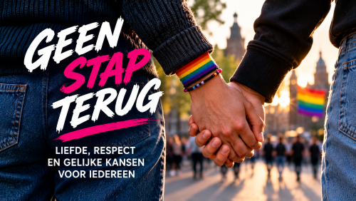 2 jongens houden elkaars hand vast voor "Geen-stap-terug_-liefde-voor-iedereen"